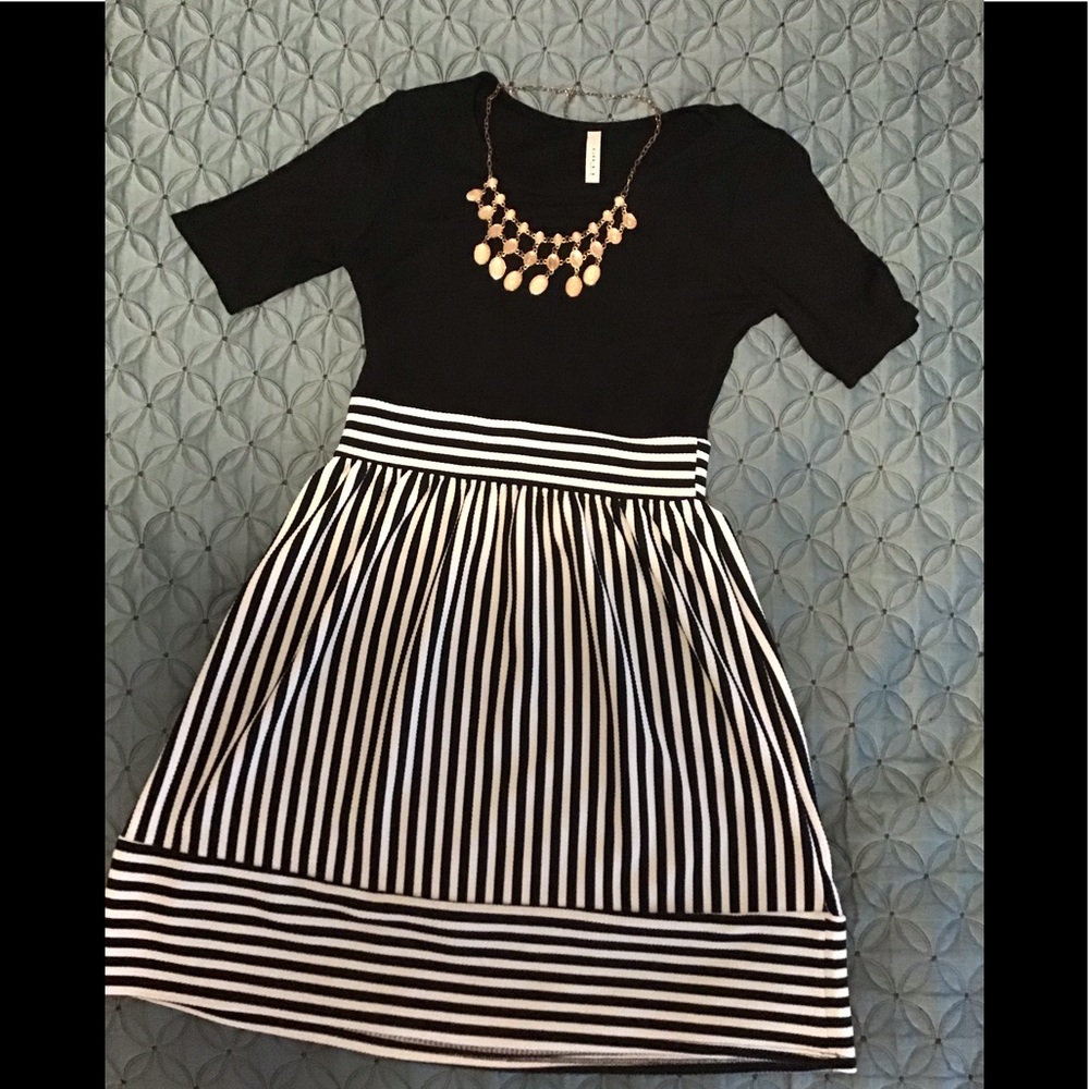 Gilli black and white stripe dress